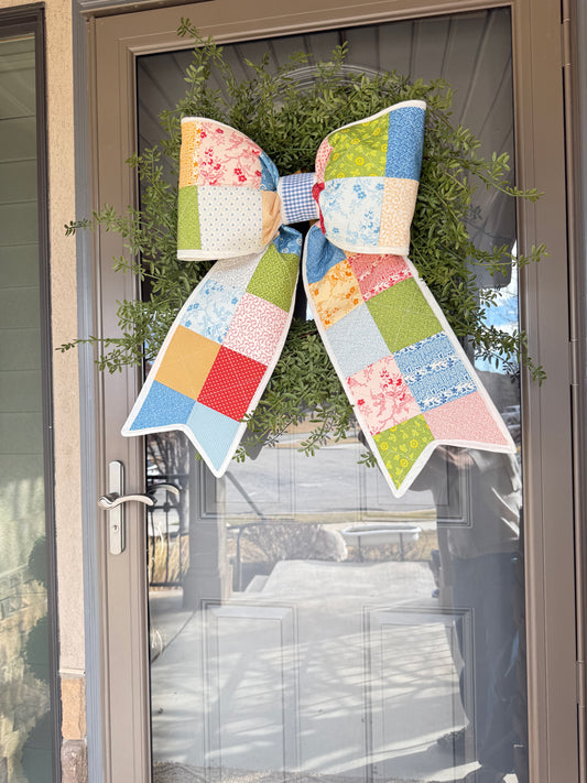 Antique Floral Quilted Bow