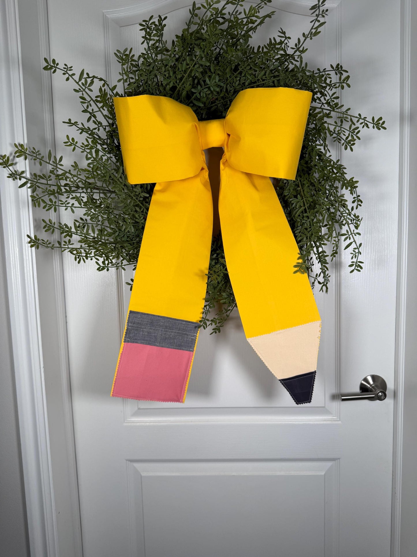 Giant Pencil Bow