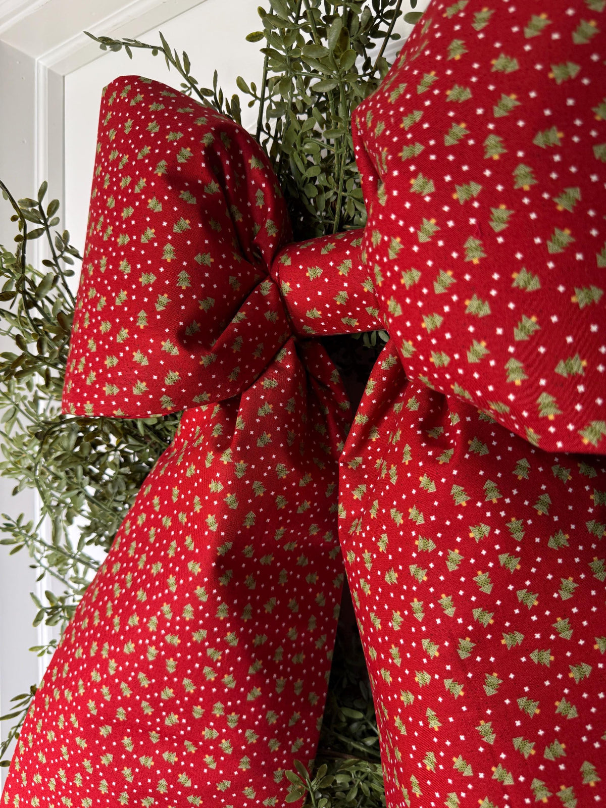 Red Christmas Tree Bow – Holiday Wreath, tree and Door Decor