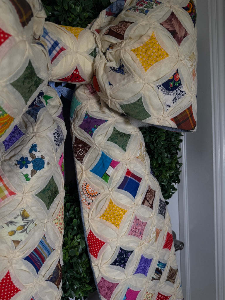 Vintage Cathedral Quilt Structured Bow