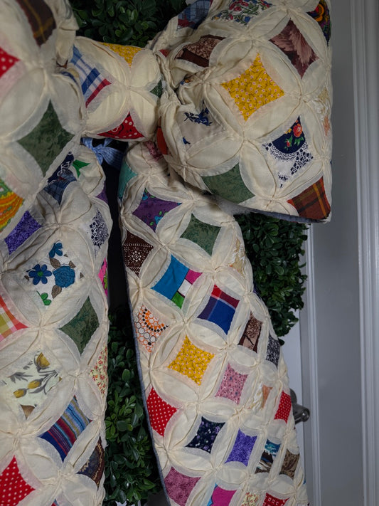 Vintage Cathedral Quilt Structured Bow