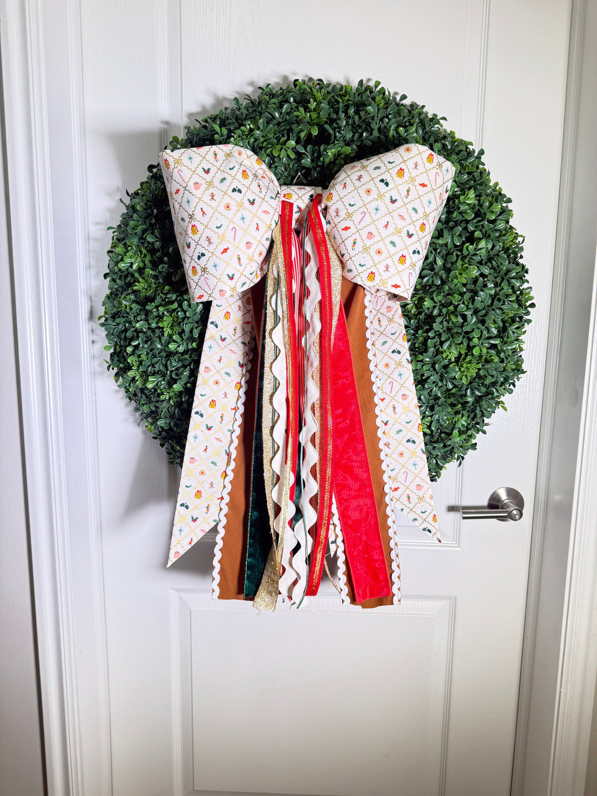 Christmas Jubilee Bow in Cream | Rifle Paper Co. Fabric & Ribbon Tails