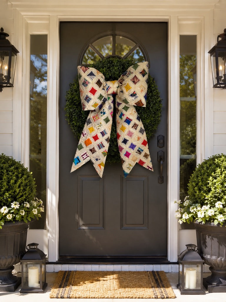 Vintage Cathedral Quilt Structured Bow