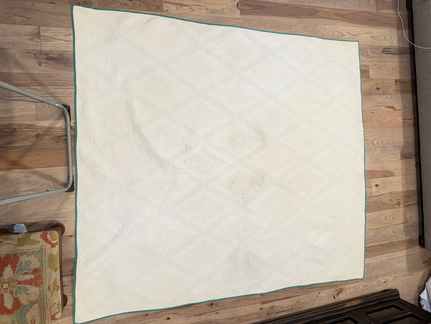 Vintage Floral Hexagon Quilt