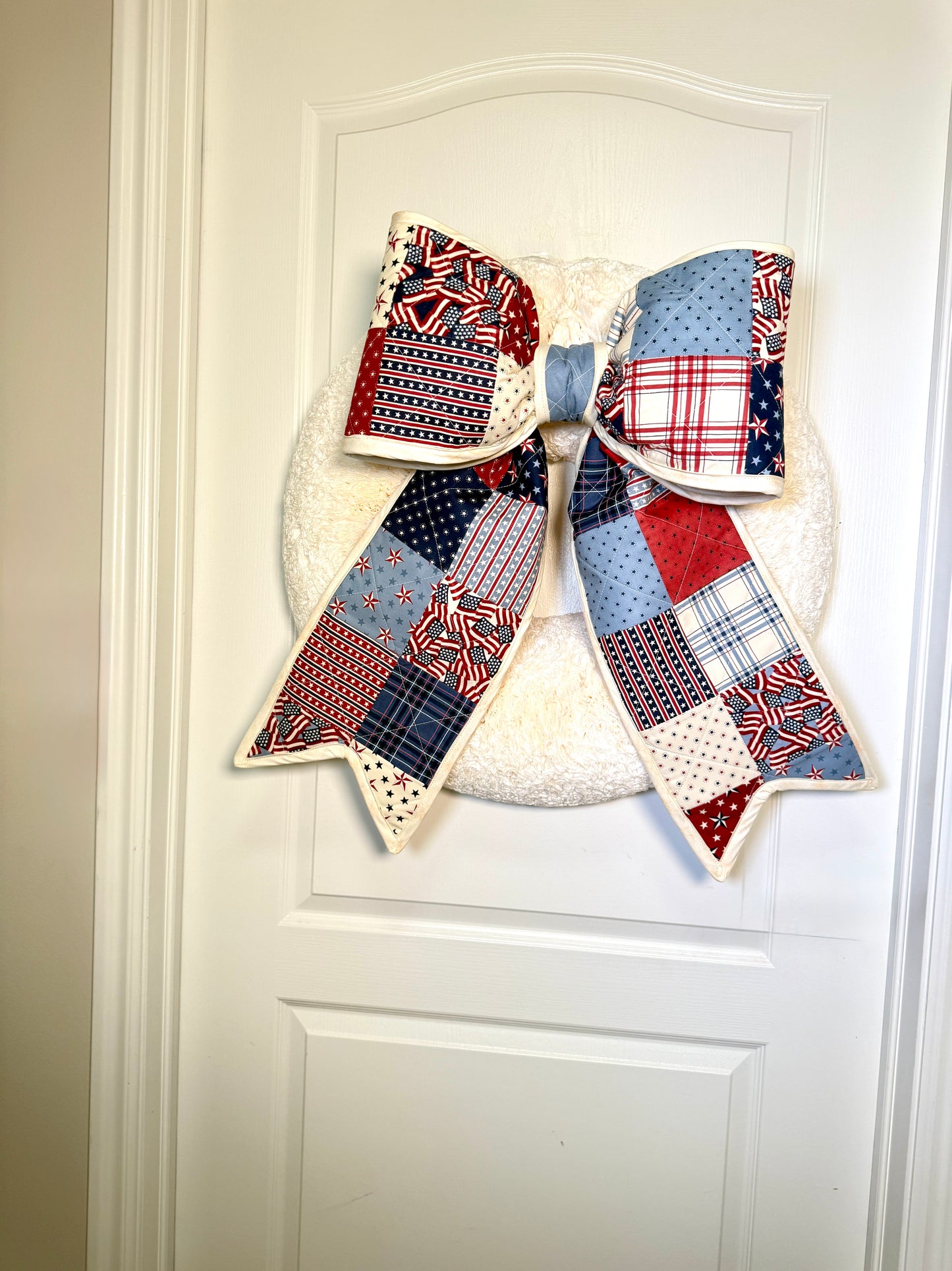 250 America Quilted Bow