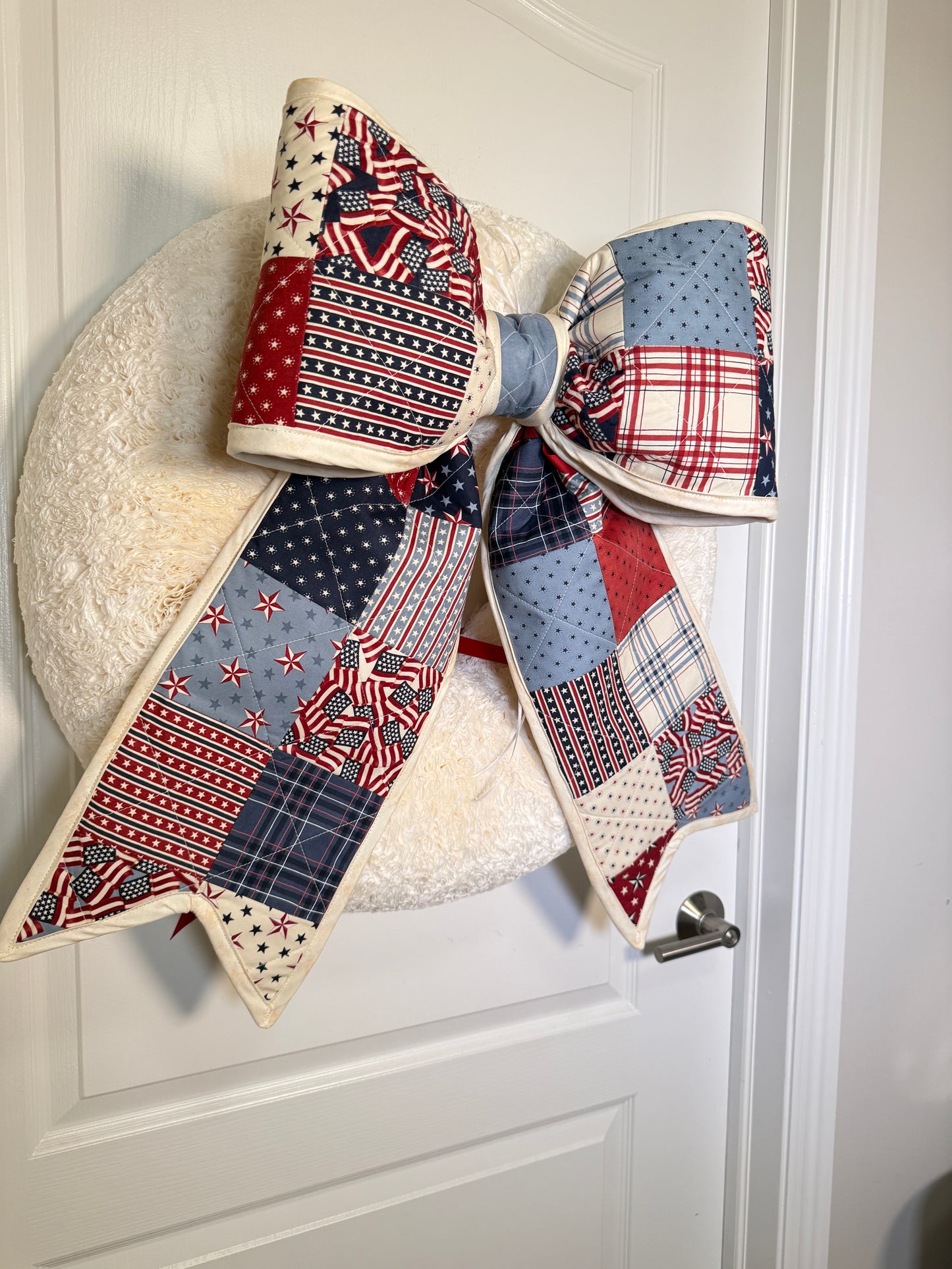 250 America Quilted Bow