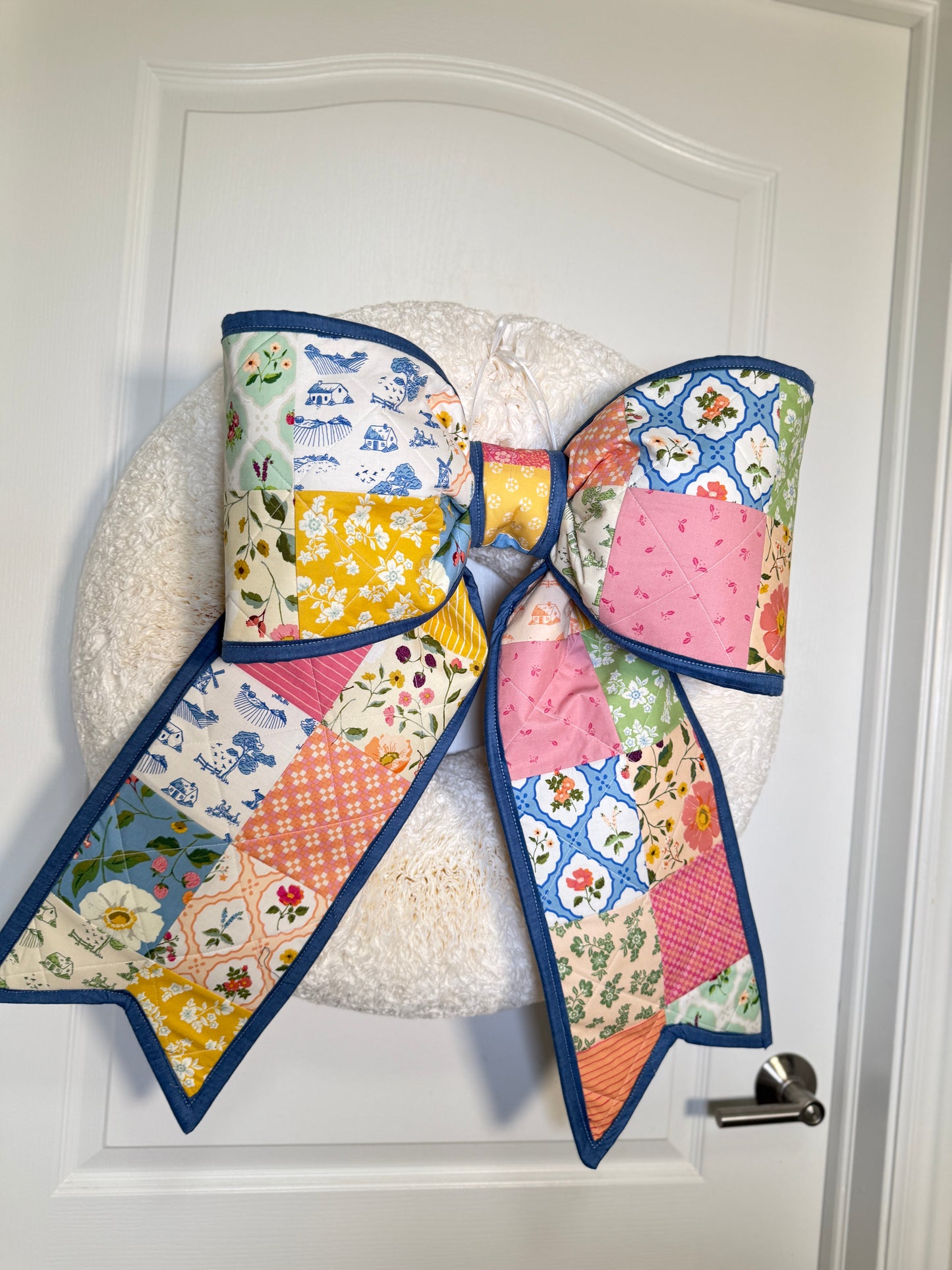 Virginia Rose Quilted Bow
