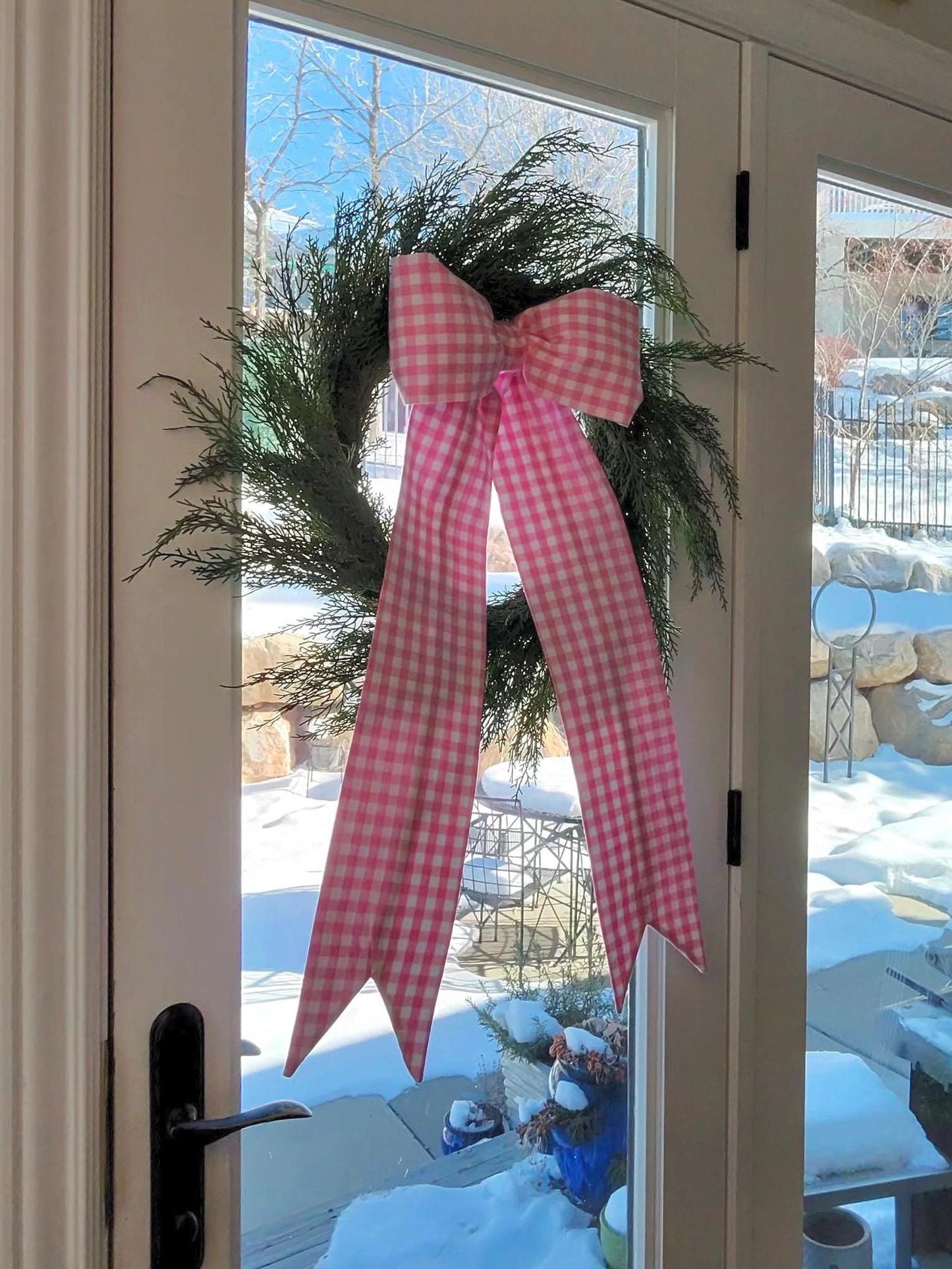 classic size bow in pink gingham