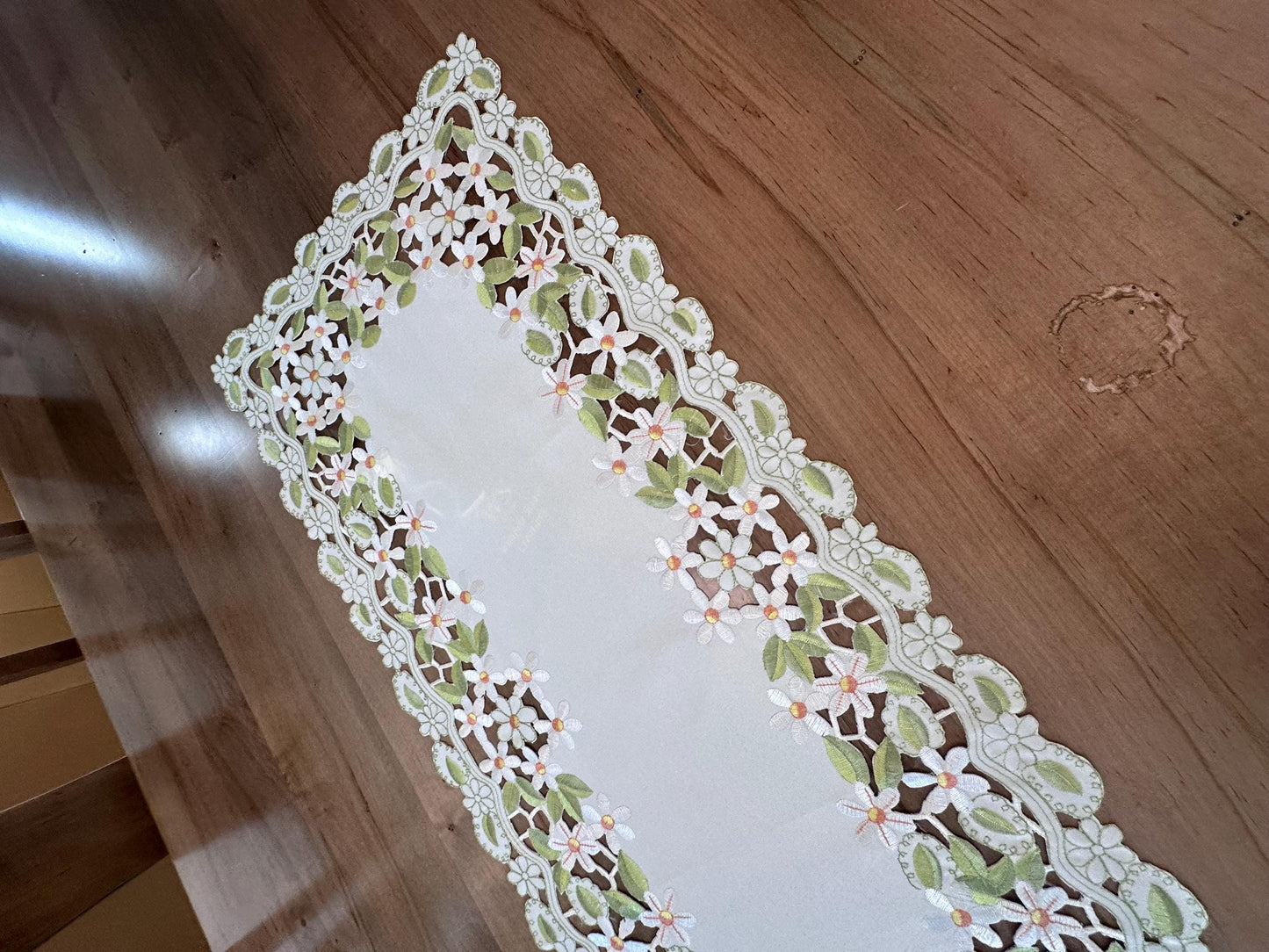 Daisy Cutwork Table Runner