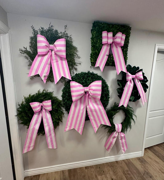 bows in pink stripe.  Orange stripe bow picture coming soon