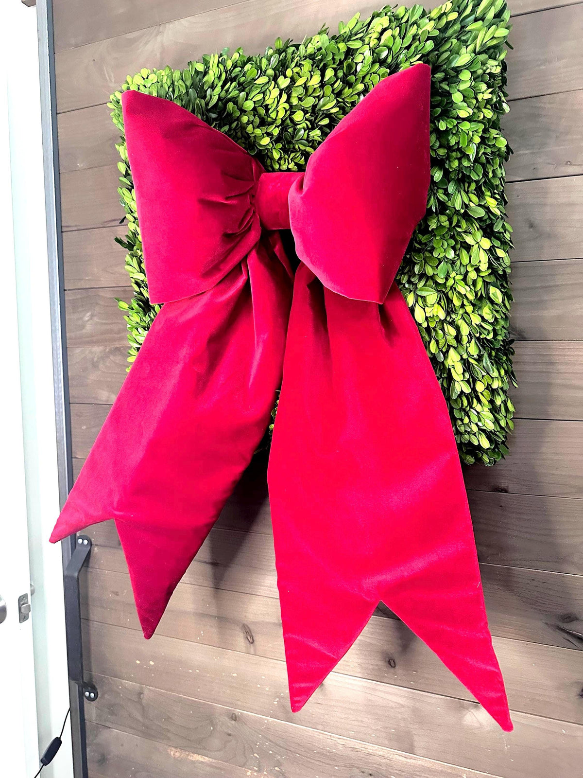 mega velvet bow