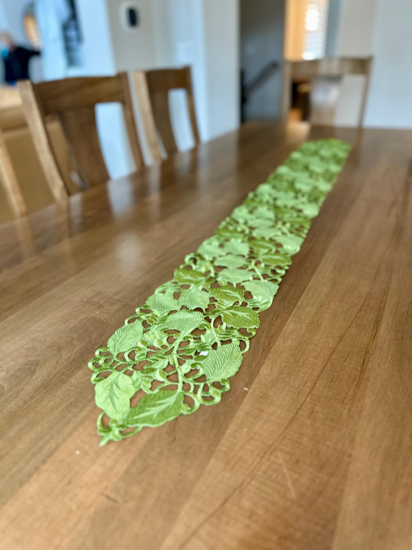 Green Leaf Table Linens