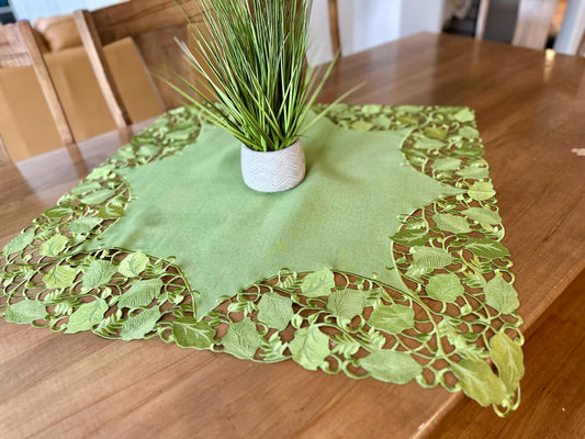 Green Leaf Table Linens
