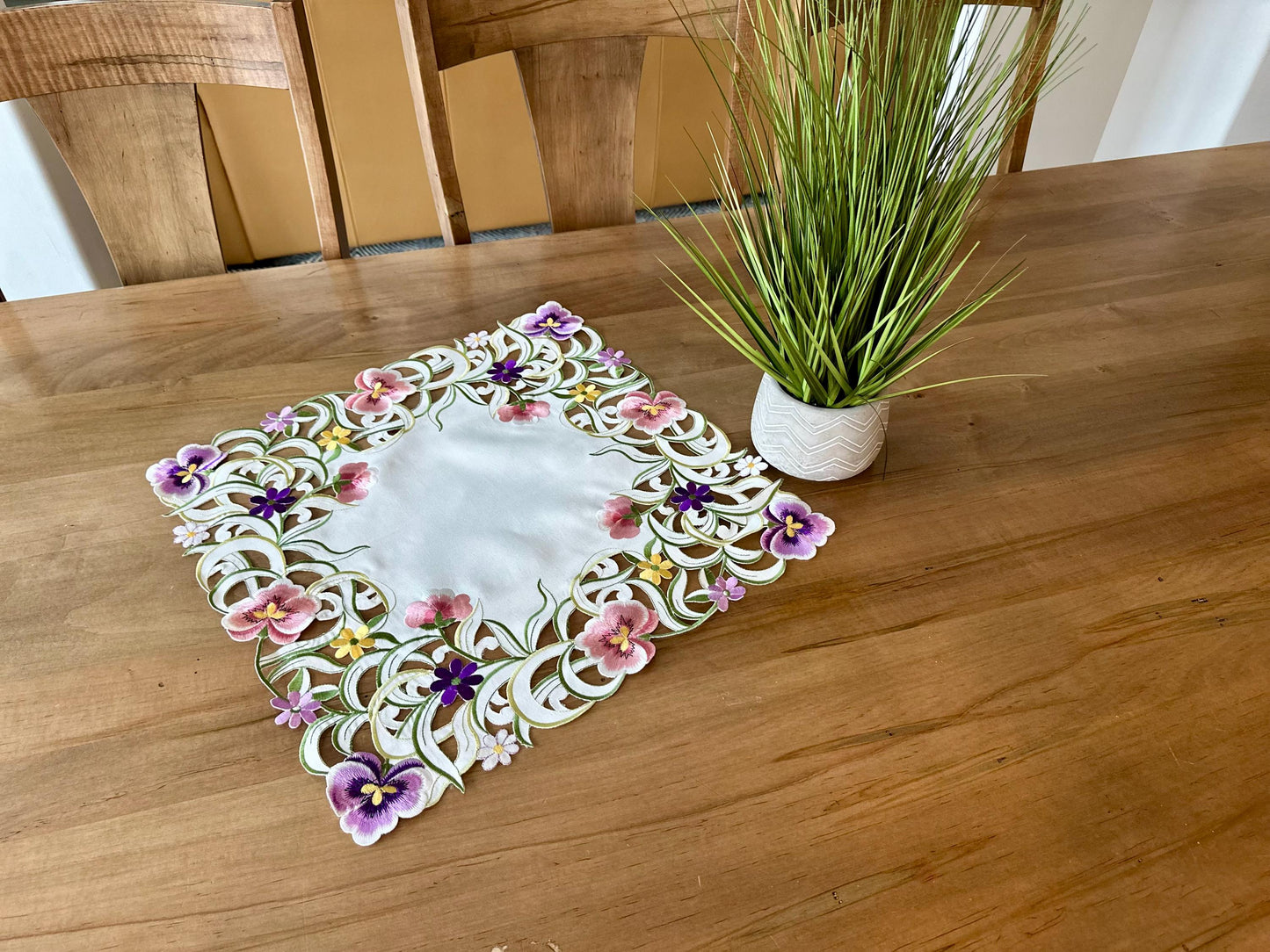 Pansy Patch Table Runner