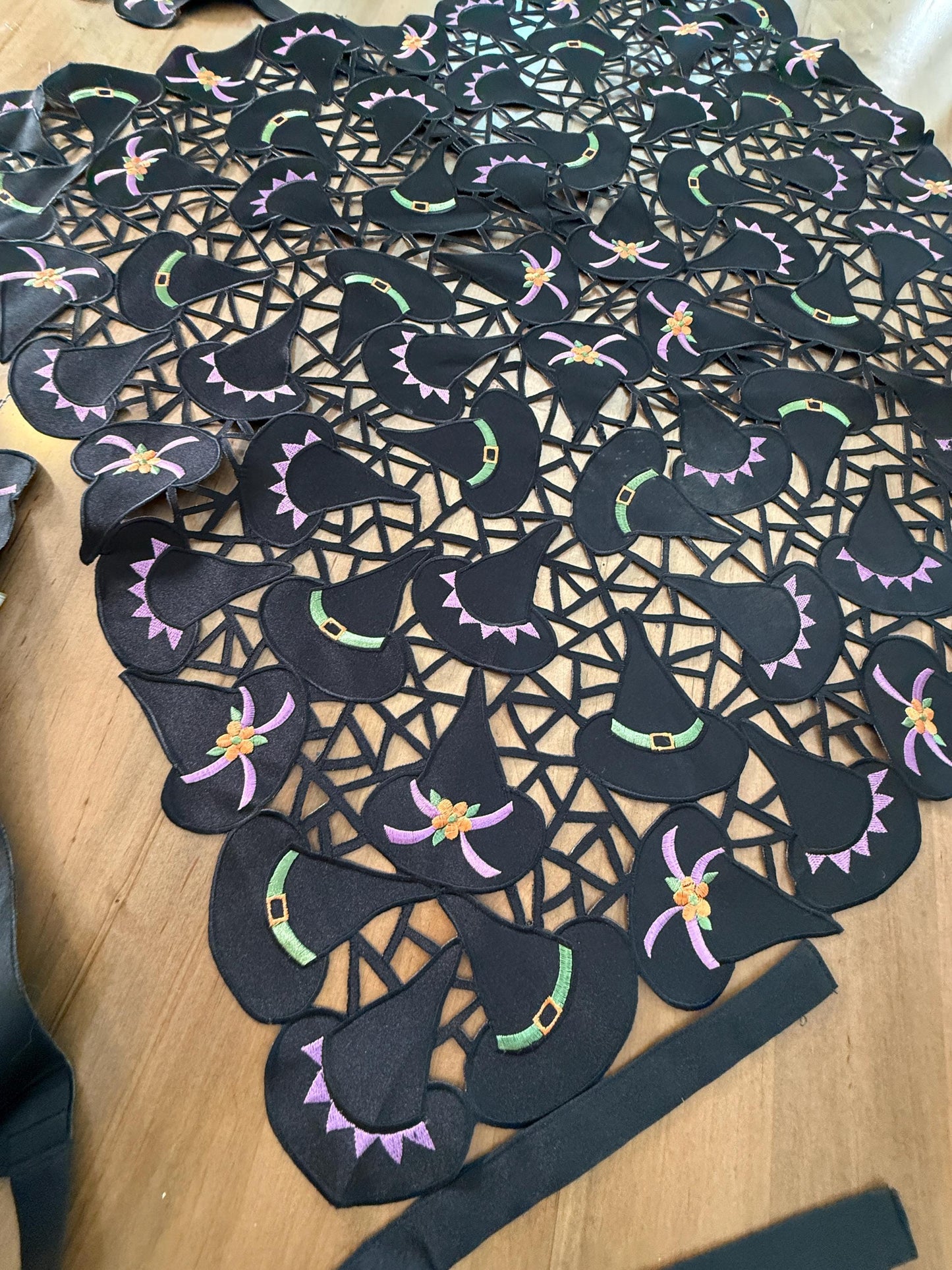 Witch Hat Embrodered Table Linens & Aprons – Halloween Embroidered